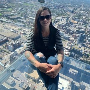 Meet your Posher, Jenny